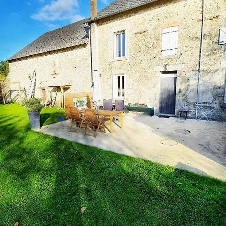 Dans La Creuse Bed & Breakfast Mourioux-Vieilleville Bagian luar foto